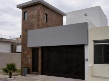 CASA EN VENTA EN COLINAS DEL PADRE, ZACATECAS, ZACATECAS