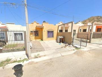 Casa en Venta en Colinas del Sol, Hermosillo, Sonora. CLL