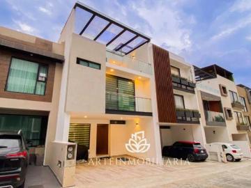 Casa en venta en Colinas, Lago Esmeralda, súper acabados