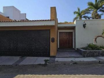 CASA EN VENTA EN COMALA PUEBLO MÁGICO