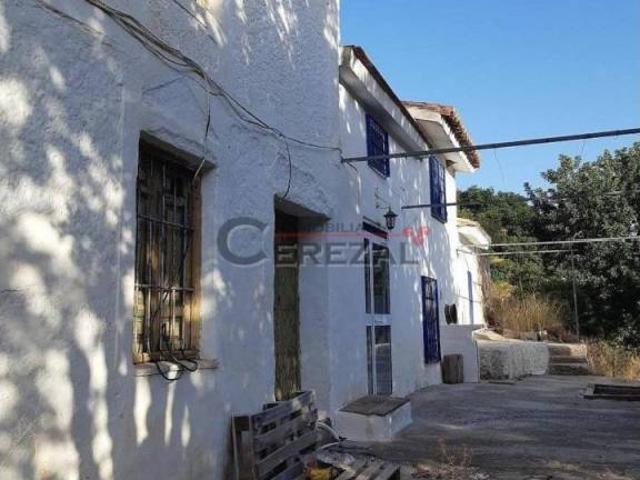 Casa en Venta en Comares