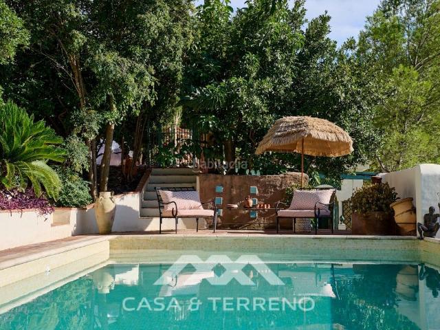 Casa en venta en Comares. Una Joya Andaluza Única Más allá de las palabras, más allá de las expectativas. Casas.