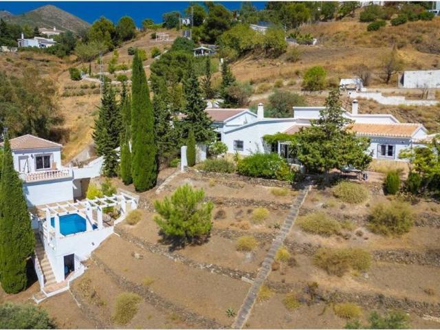 Casa en Venta en Cómpeta