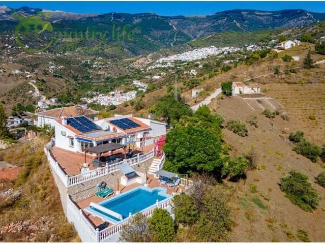 Casa en Venta en Cómpeta