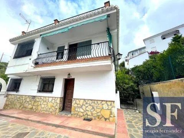Casa en Venta en Cómpeta