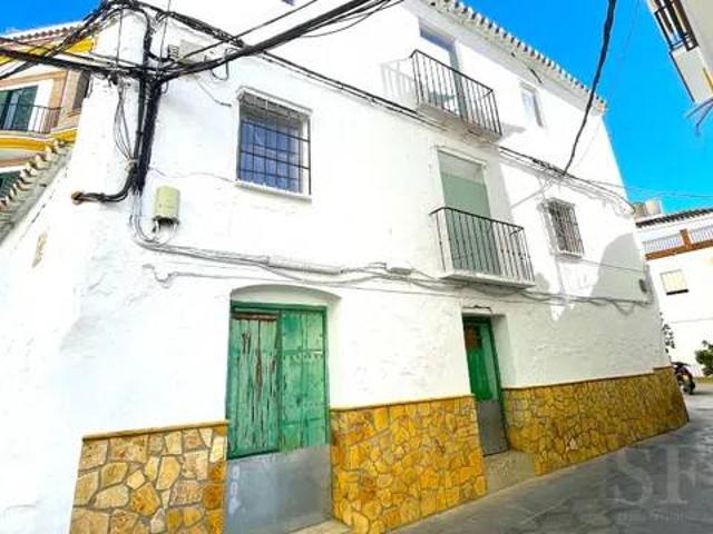 Casa en Venta en Cómpeta