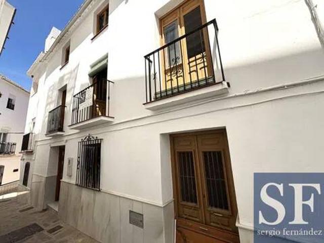 Casa en Venta en Cómpeta
