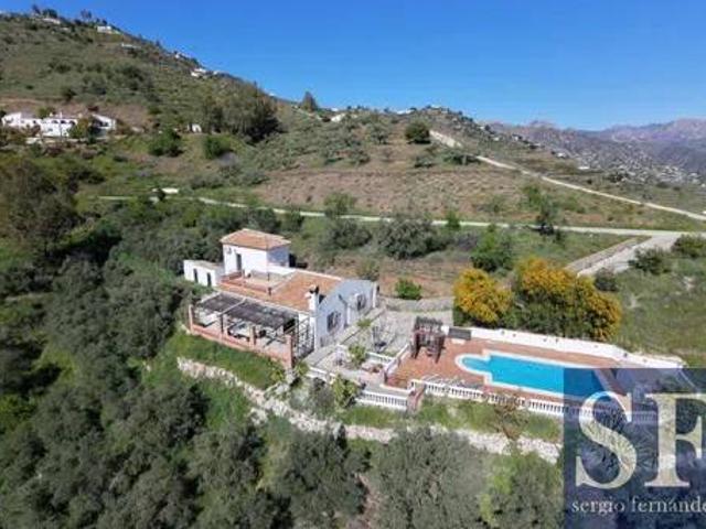 Casa en Venta en Cómpeta