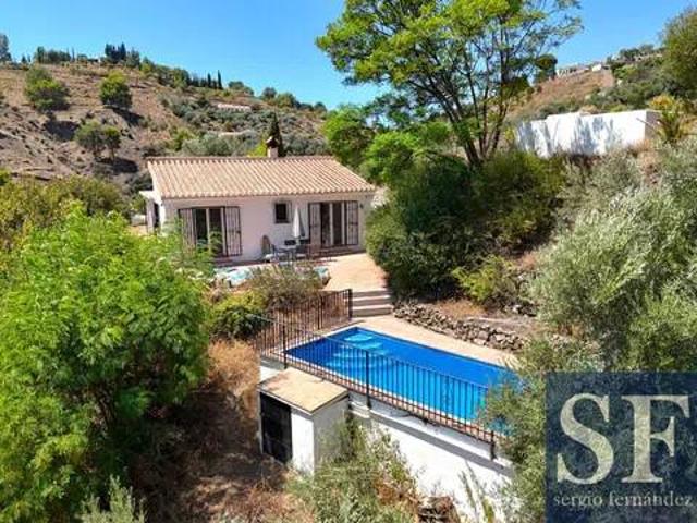 Casa en Venta en Cómpeta