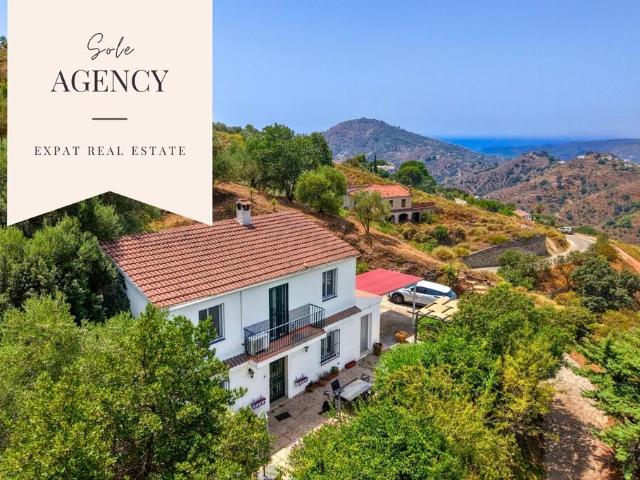 Casa en venta en Cómpeta Málaga