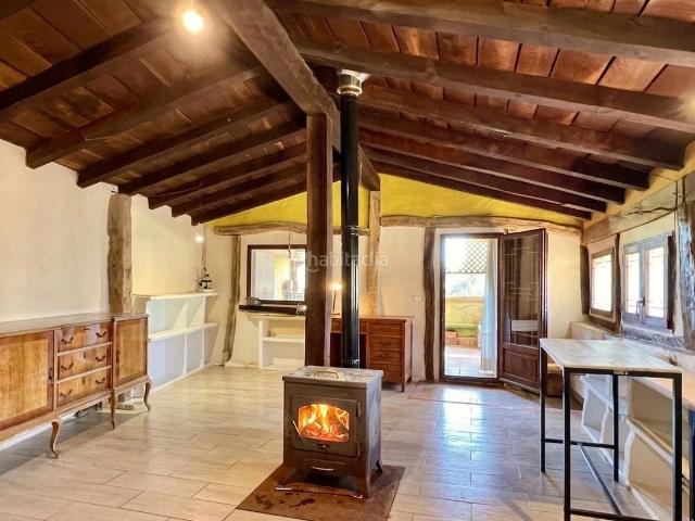Casa en venta en Condado de Treviño. GOLERNIO, A doce minutos de Vitoria. Toda una vida para disfrutar aquí. Casas Condado de.