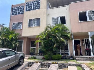 Casa en VENTA en Condominio en Cuernavaca