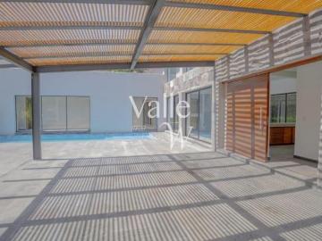 CASA EN VENTA EN CONDOMINIO EN AVANDARO, VALLE DE BRAVO