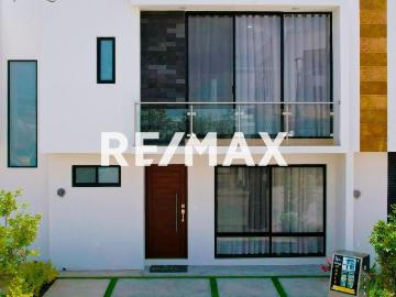 CASA EN VENTA EN CONDOMINIO SAN ISIDRO JURIQUILLA