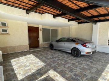 CASA EN VENTA EN CONDOMINIO PRIVADO BOSQUE DEL PARAISO CERCA CLINICA 3 AGS