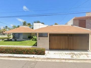 Casa en Venta en Costa de Oro, Boca del Río: Exclusiva Propiedad en Condominio Cerrado