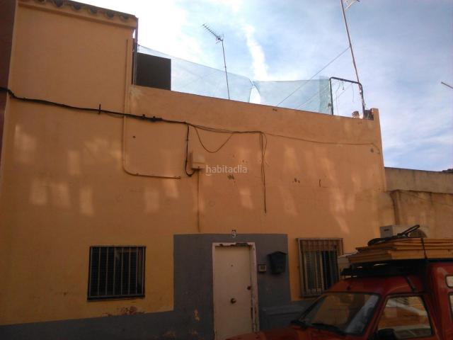 Casa en venta en Cornellà de Llobregat, El Pedró. Casas Cornellà de.