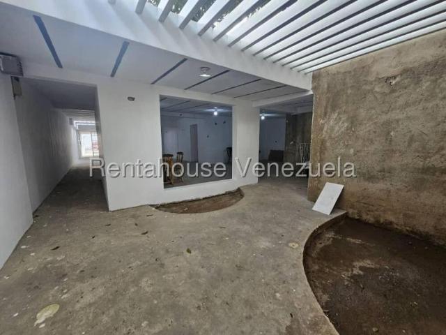 Casa en Venta en Coro Falcón 100 m2. 3 hab