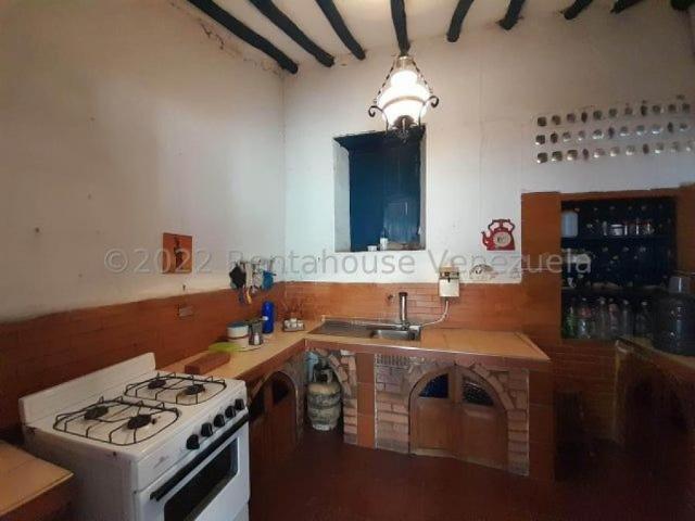 Casa en Venta en Coro San Antonio Falcón 700 m2. 5 hab