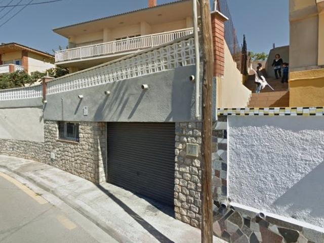 Casa en venta en Corbera De Llobregat, Calle de la palmera