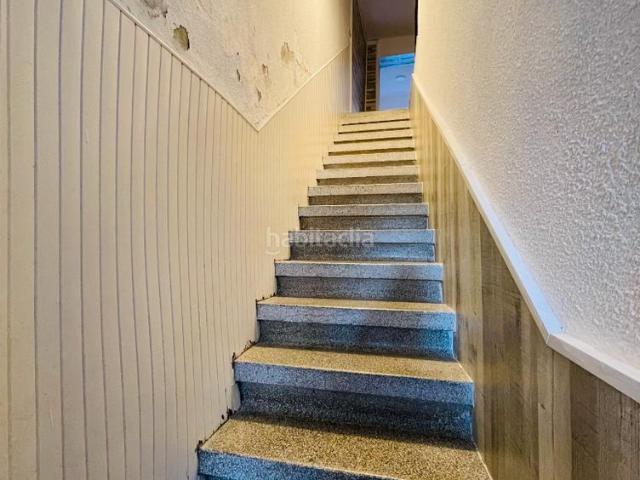 Casa en venta en Corbera de Llobregat. CASA EN EL CENTRO CON 2 VIVIENDAS Y ALMACÉN LOCAL. Casas Corbera de.