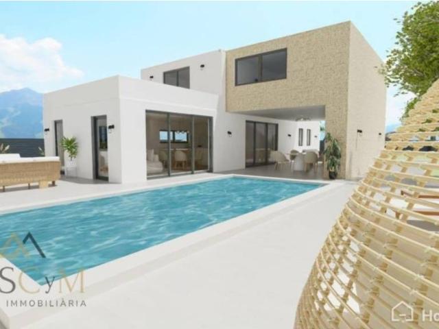 Casa en Venta en Corbera de Llobregat