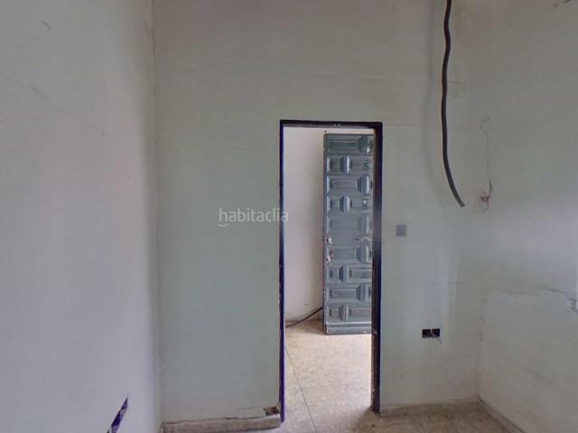 Casa en venta en Córdoba, Campo de la Verdad Miraflores. Casa en la zona alta del Campo de la Verdad !. A escasos metros del Instituto San Álvaro. Casas.