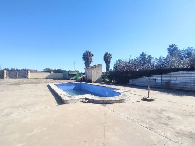Casa en venta en Córdoba, El Higuerón. Oportunidad única en Majaneque! Te presentamos una espectacular parcela de 1000 m. Casas.