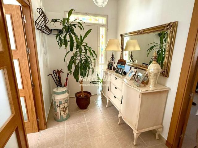Casa en venta en Córdoba, El Higuerón. Magnífica Casa de Campo en El Higuerón, Córdoba 208.000 NO HIPOTECABLE. Casas.