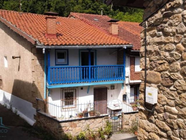 Casa en Venta en Corvera de Toranzo