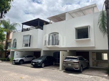 Casa en Venta en coto en Privanza EcoSeatrle