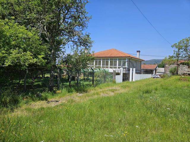 Casa en venta en Covelo O. Casas Covelo.