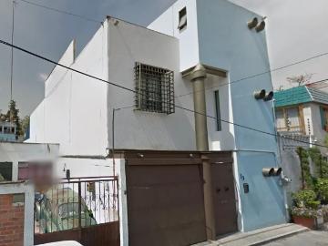CASA EN VENTA EN COYOACAN EL CENTINELA