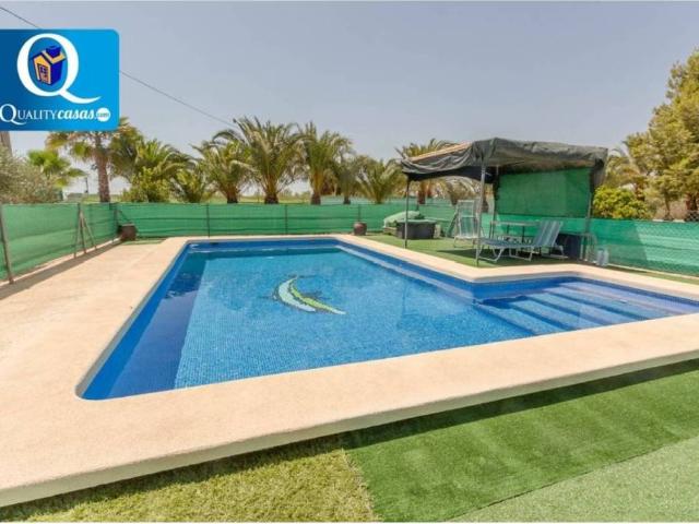 Casa en Venta en Crevillent