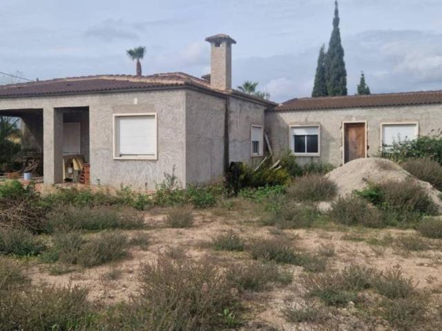 Casa en Venta en Crevillent