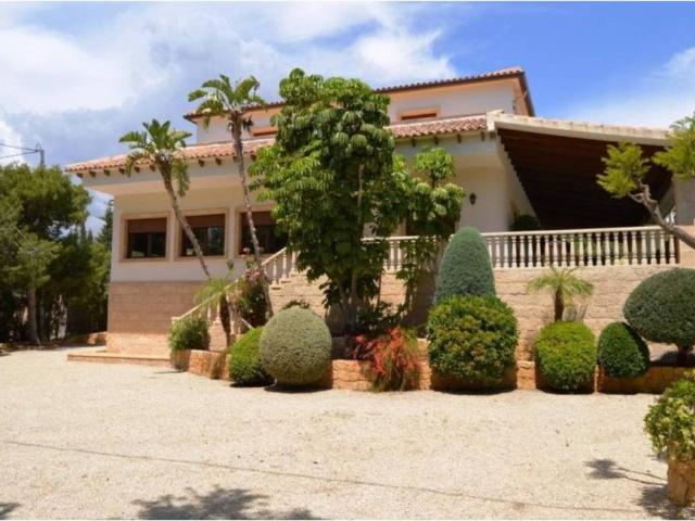 Casa en Venta en Crevillent