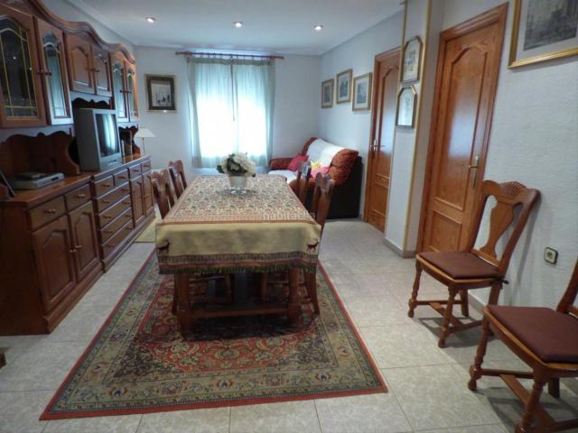 Casa en venta en Crevillente. CASA CENTRICA. Casas.