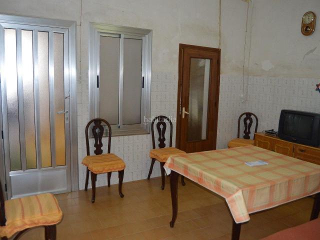 Casa en venta en Crevillente. CASA ZONA PRIMO DE RIVERA. Casas.