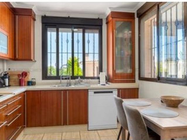 casa en Venta en Crevillente. ETRV T8471