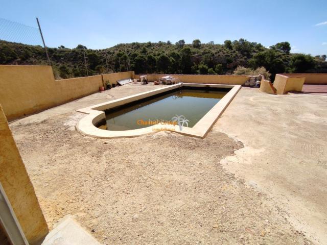 Casa en venta en Crevillente. SE VENDE CHALET EN PARTIDA BARROSA !. Casas.
