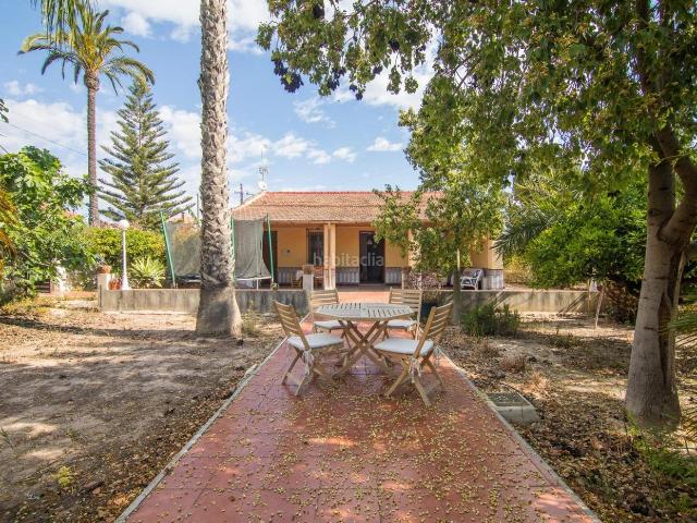 Casa en venta en Crevillente. Tu refugio perfecto en plena naturaleza te espera!. Casas.