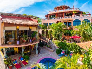 Casa en venta en Cruz de Huanacaxtle, Bahía de Banderas, Nayarit