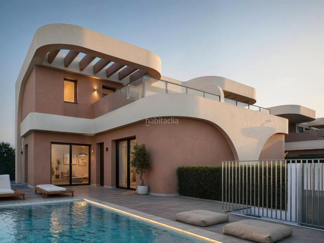 Casa en venta en Daya Nueva. ESPECTACULARES VIVIENDAS DE OBRA NUEVA EN LA DAYA NUEVA!Exclusiva promociÃn de 12 viviendas distintivas de obra nueva ubicadas e. Casas Daya.