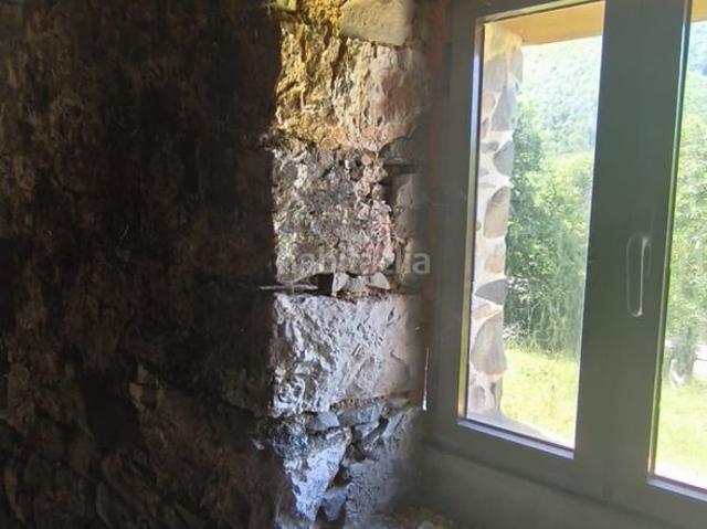 Casa en venta en Degaña. PRECIOSA CASA PARA REFORMAR EN DEGAÑA CON TERRENO. Casas.