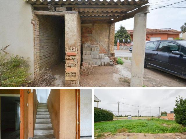 Casa en venta en Deltebre Costa Dorada. Casa a pocos metros del río. Casas.