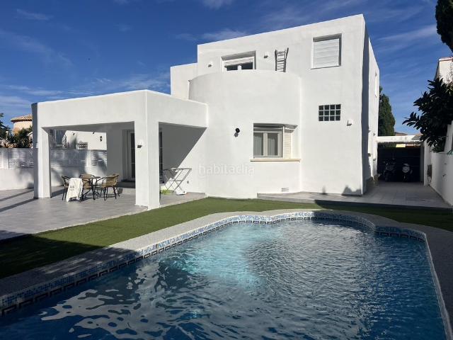 Casa en venta en Dénia, Centro Urbano. Casas.