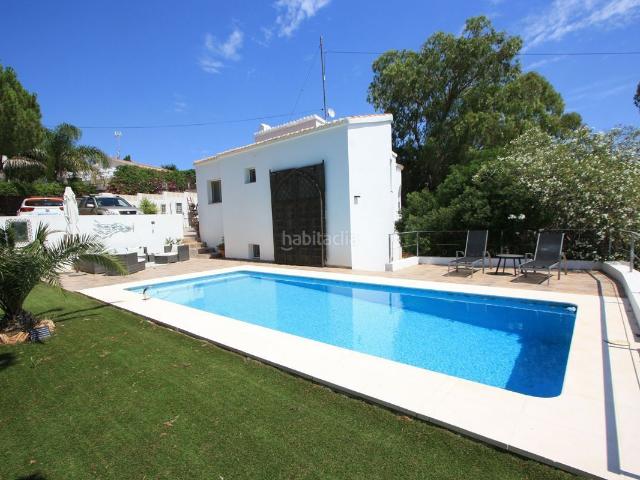 Casa en venta en Dénia, El Montgó. VILLA EN DENIA CON PISCINA Y VISTAS A LA MONTAÑA. Casas.