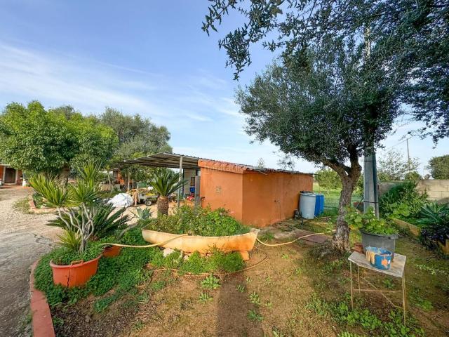 Casa en venta en Dénia, La Pedrera Vessanes. FANTASTICA CASA DE CAMPO EN DENIA. Desde AFIN os presentamos esta fantástica casa de campo en Denia. Ubicada en una zona muy tranq. Casas.