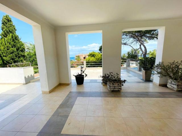 Casa en venta en Dénia, Las Rotas Les Rotes. Casas.