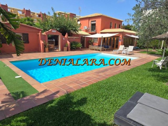 Casa en Venta en Dénia